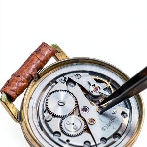 Kindle Store Antique Clock Restoration Guide-0